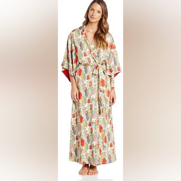 Natori Dynasty Robe - Picture 2 of 16